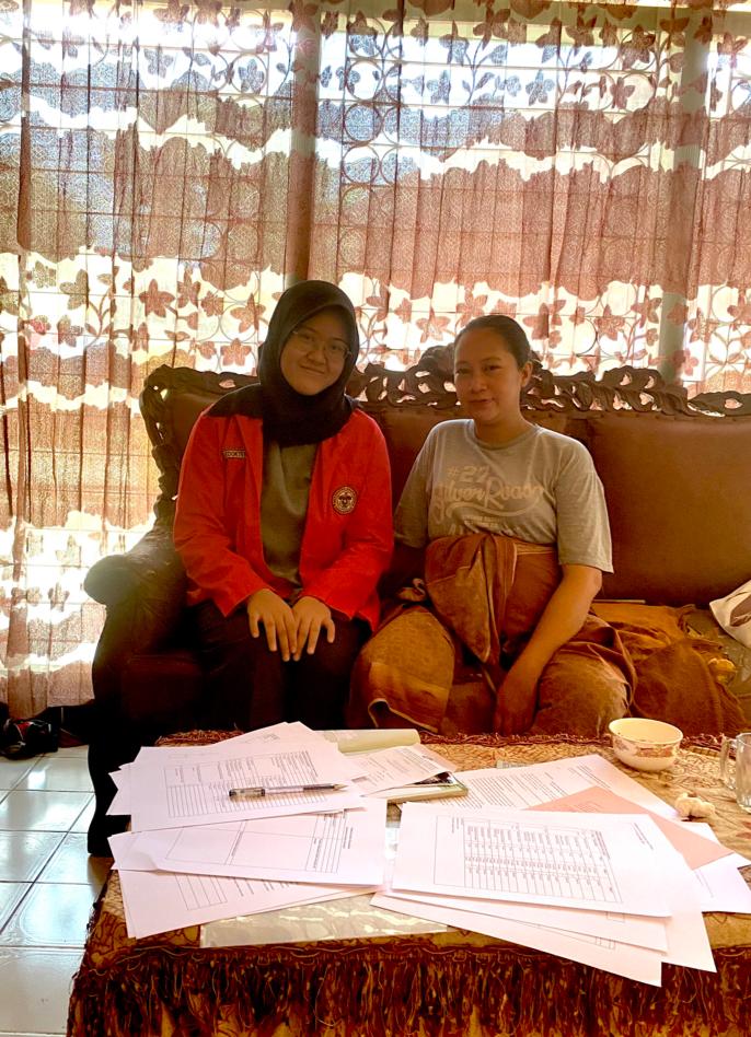 Senyum Ibu Nurhayani dan Pertemuan Pertama